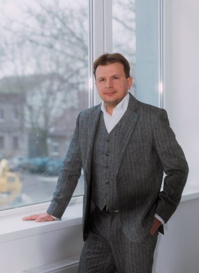 Дмитро Іванов